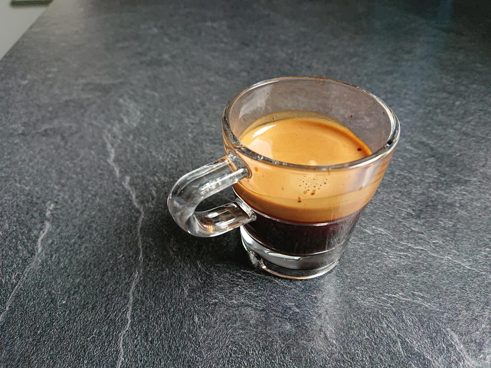 Kräftiger Espresso mit toller Crema