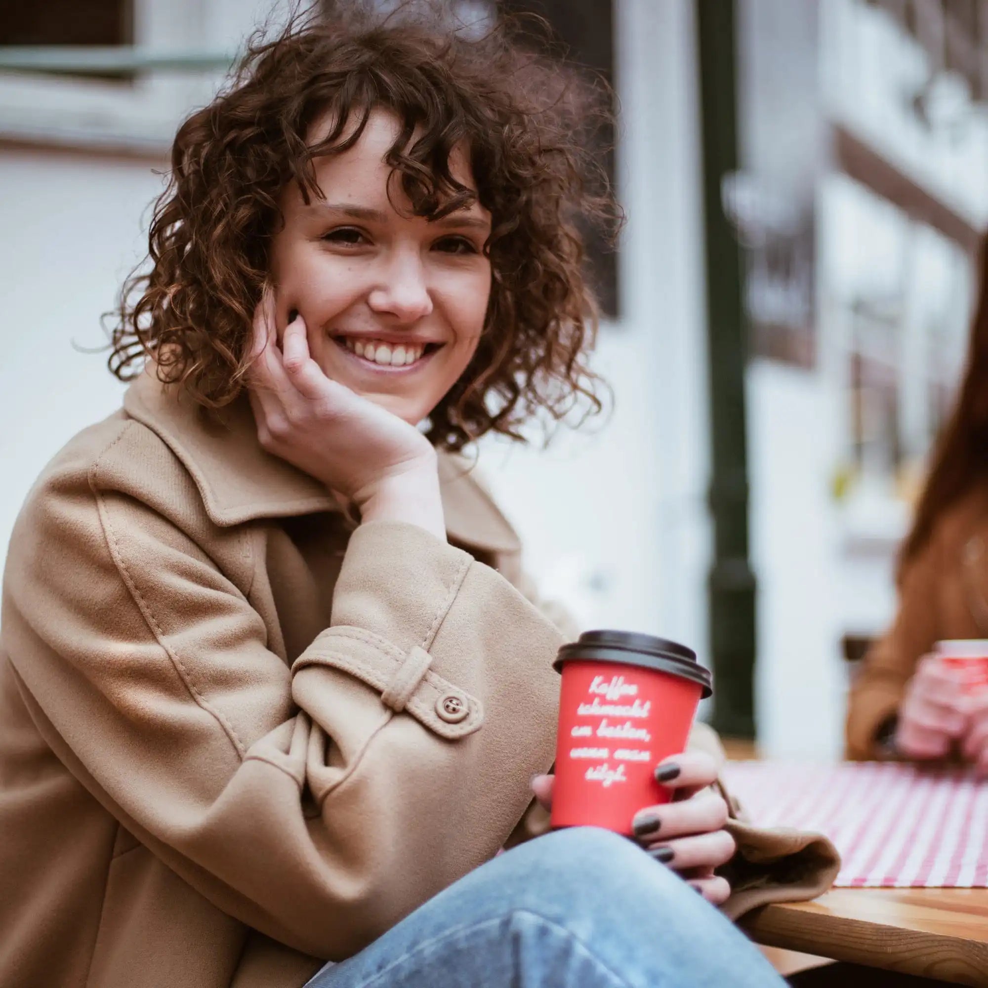 j-hornig-coffee-to-go-becher-rot-trinkbecher image 4