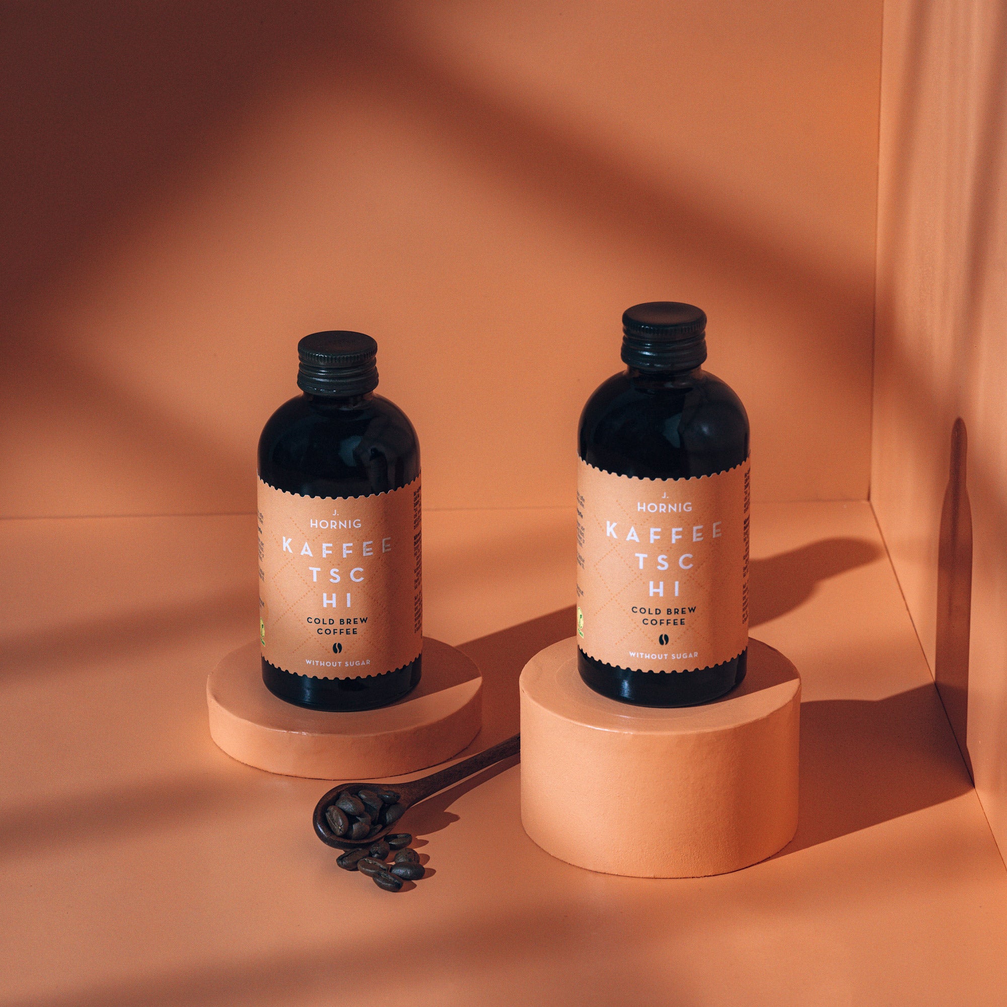 j-hornig-kaffeetschi-cold-brew-100-arabica-bio-vegan image 3