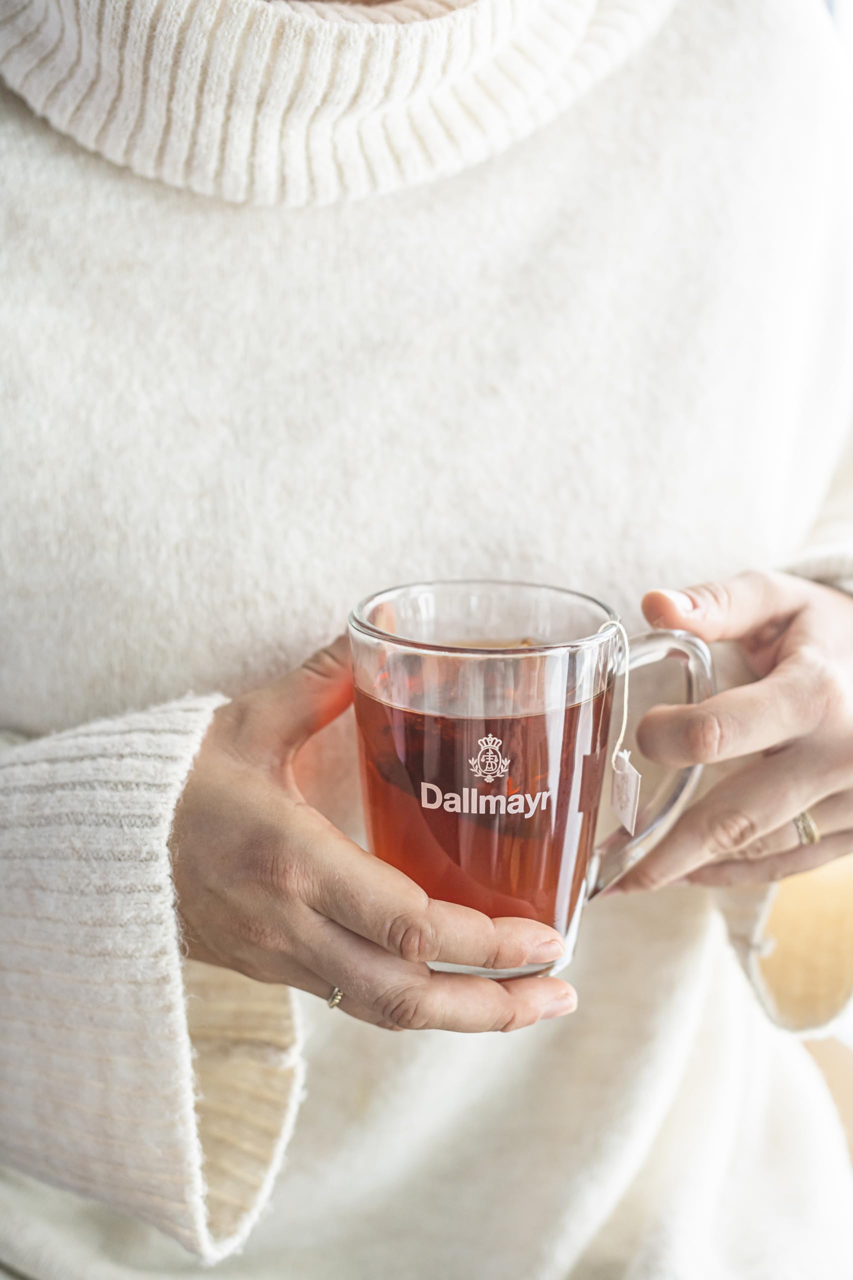 dallmayr-chai-schwarzer-tee-mit-gew-rzen-25-aufgussbeutel image 3