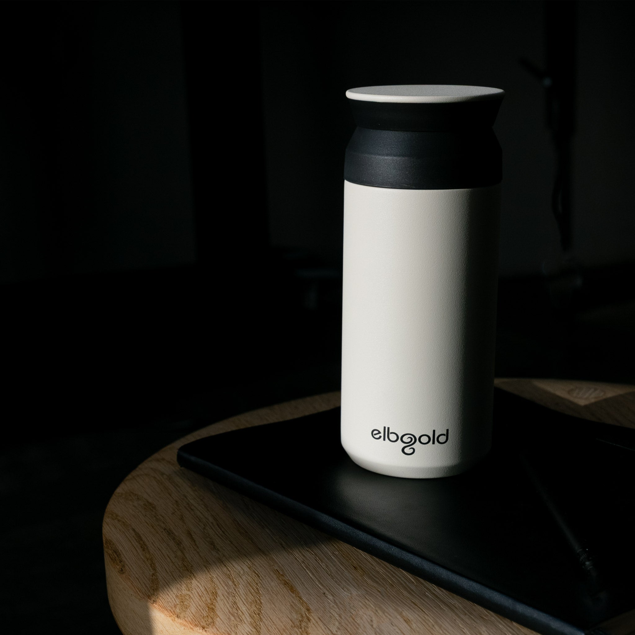 elbgold-kinto-travel-tumbler-wei-350-ml-thermobecher image 2
