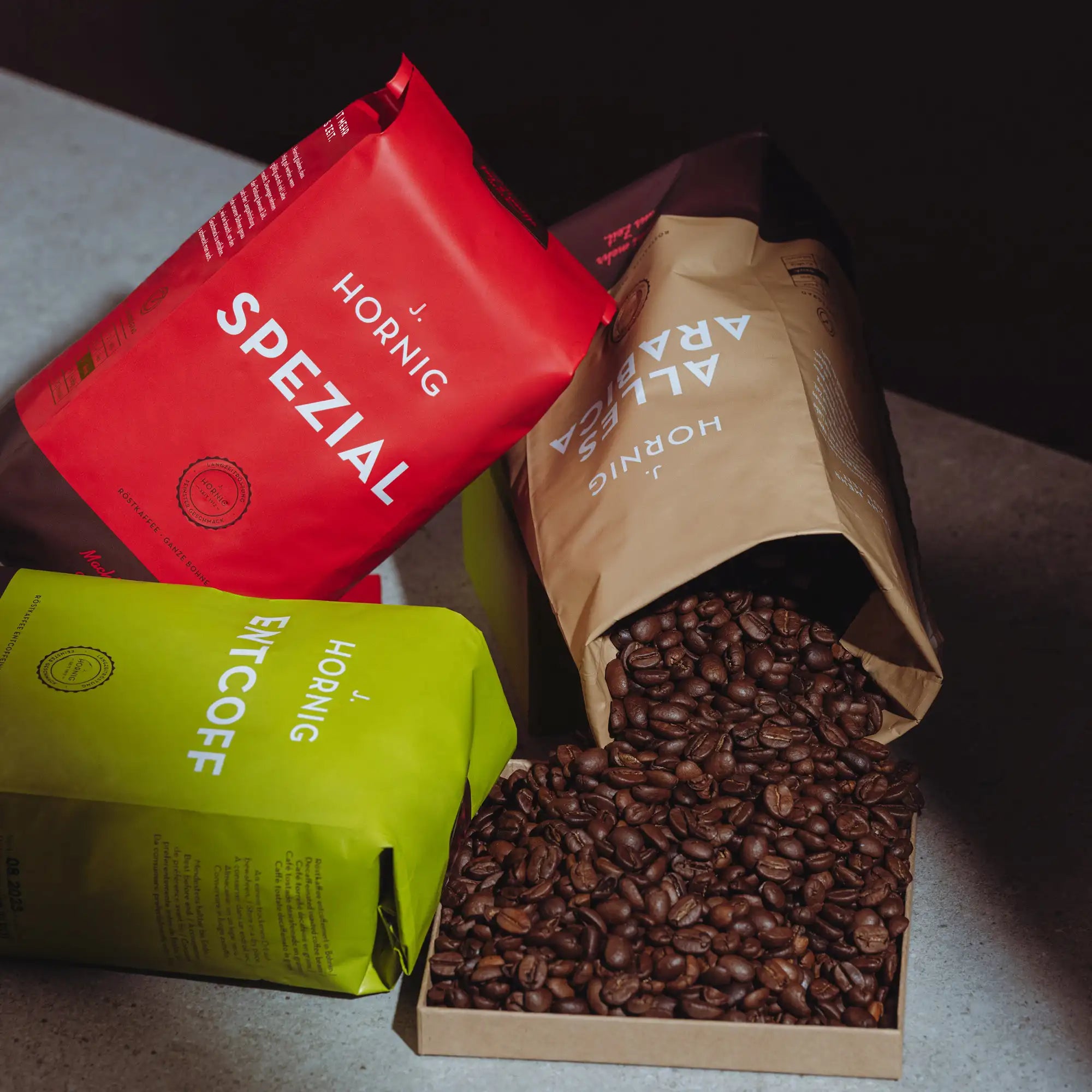 j-hornig-spezial-ganze-bohne-kaffee image 3