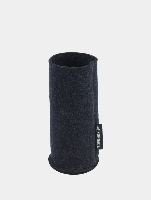 supremo-c40-sleeve-anthracite-filzh-lle-aus-merino-wolle image 1